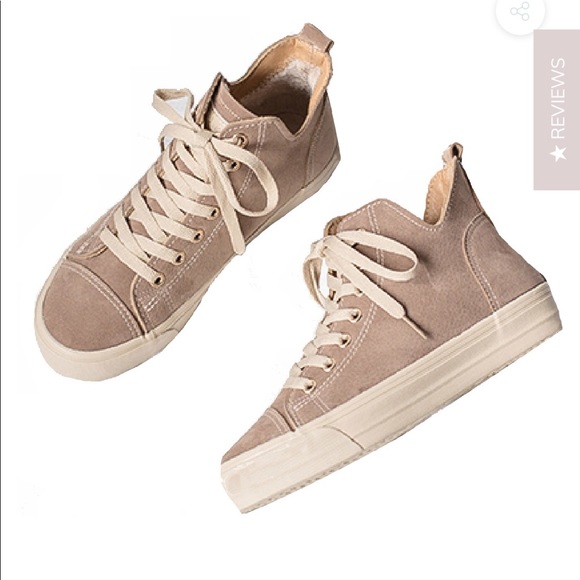 Goodnight Macaroon Sneakers - Picture 1 of 8